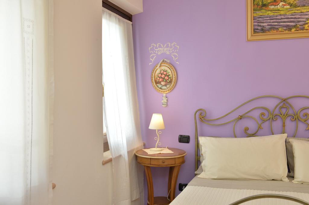 B&B Corte Giare SantʼAmbrogio di Valpolicella Rom bilde