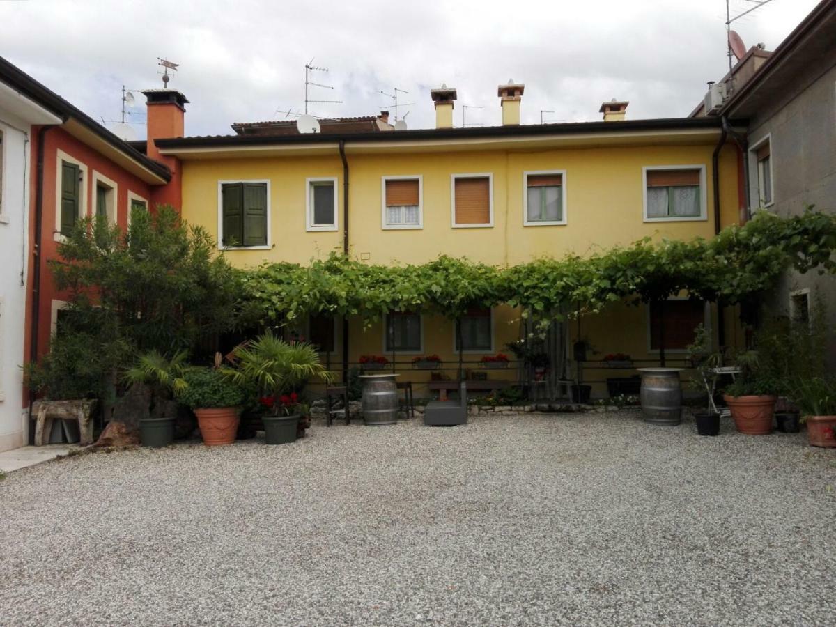 B&B Corte Giare SantʼAmbrogio di Valpolicella Eksteriør bilde