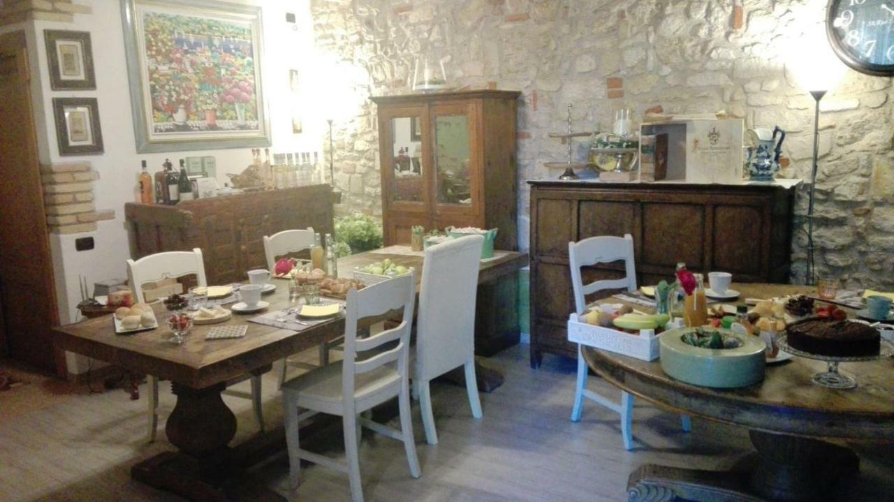B&B Corte Giare SantʼAmbrogio di Valpolicella Eksteriør bilde